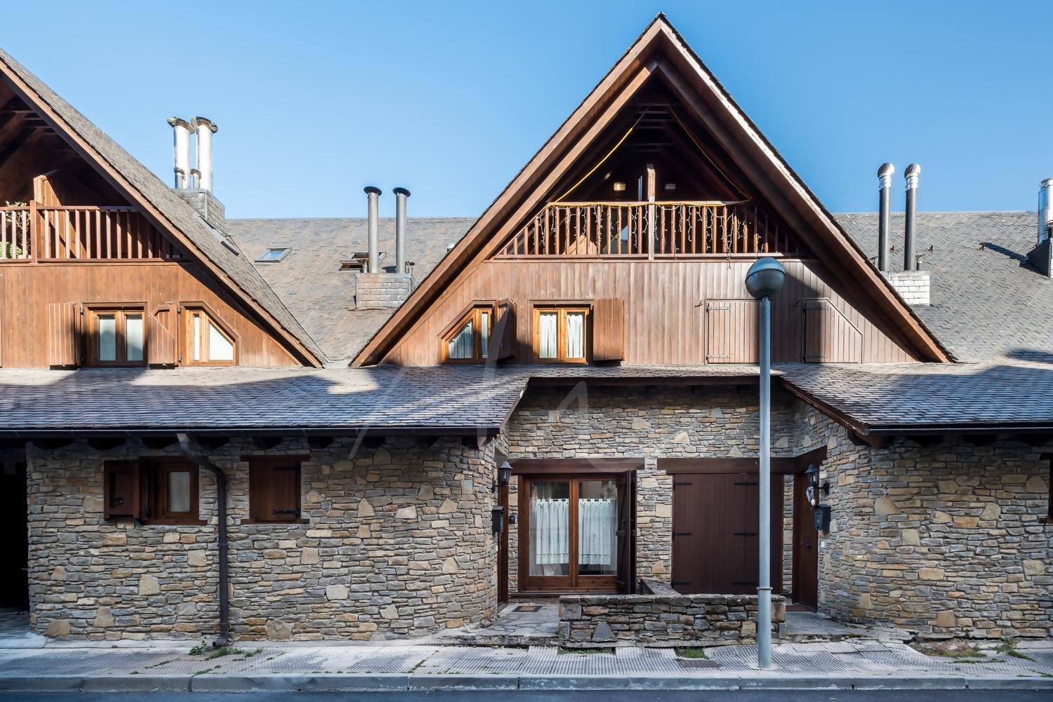 Casa Garona By Seamount Rentals Bossost Luaran gambar